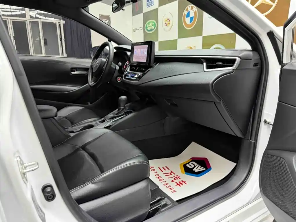 Toyota Levin 2022 TNGA 1.5L CVT Progressive Edition фото 8
