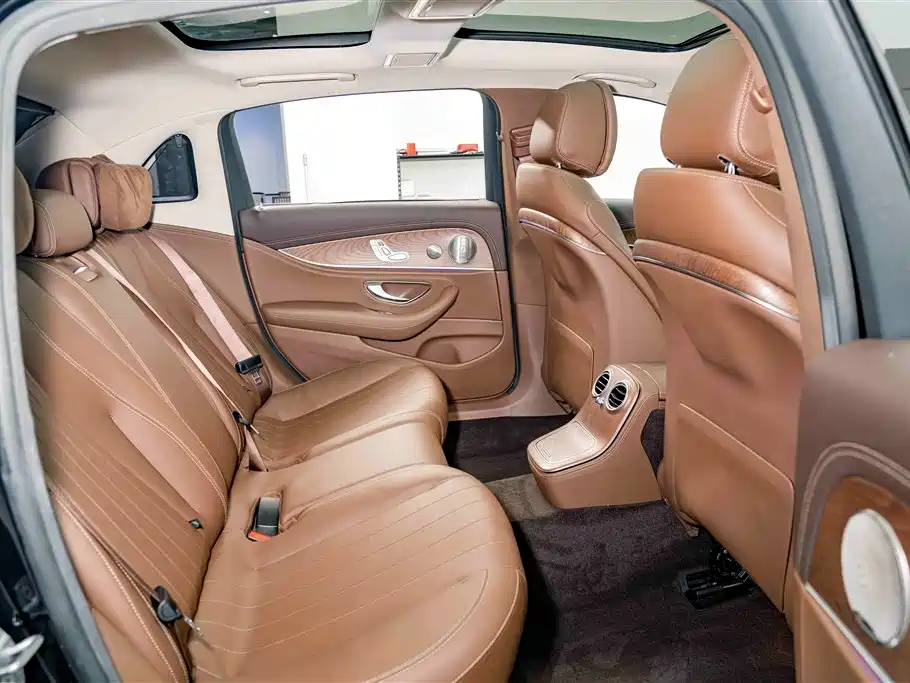 Mercedes-Benz E-Class 2022 Facelift E 300 L Luxury Style фото 22