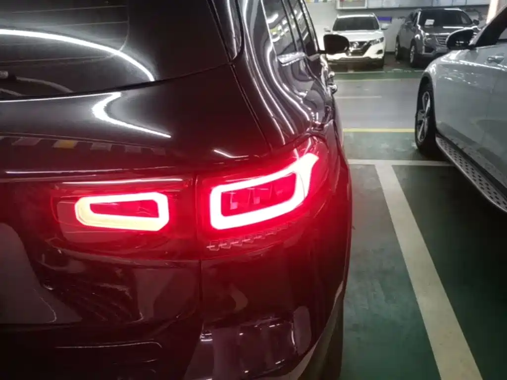 Mercedes-Benz GLB 2023 GLB 220 Dynamic фото 8