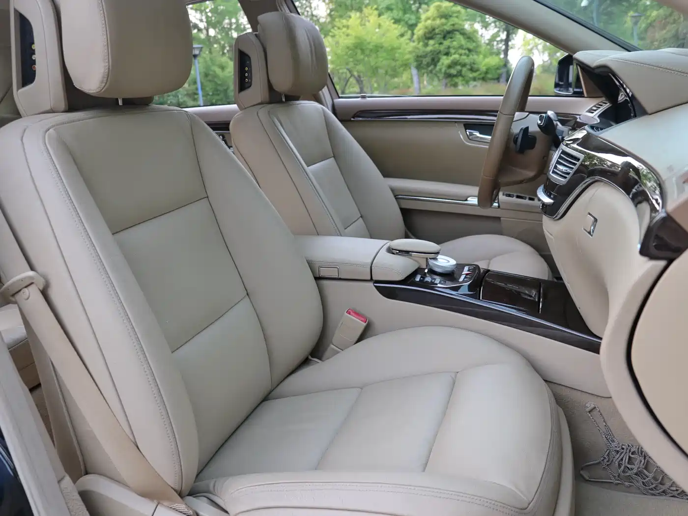 Mercedes-Benz S-Class 2012 S 300 L Business Simplified Edition фото 18