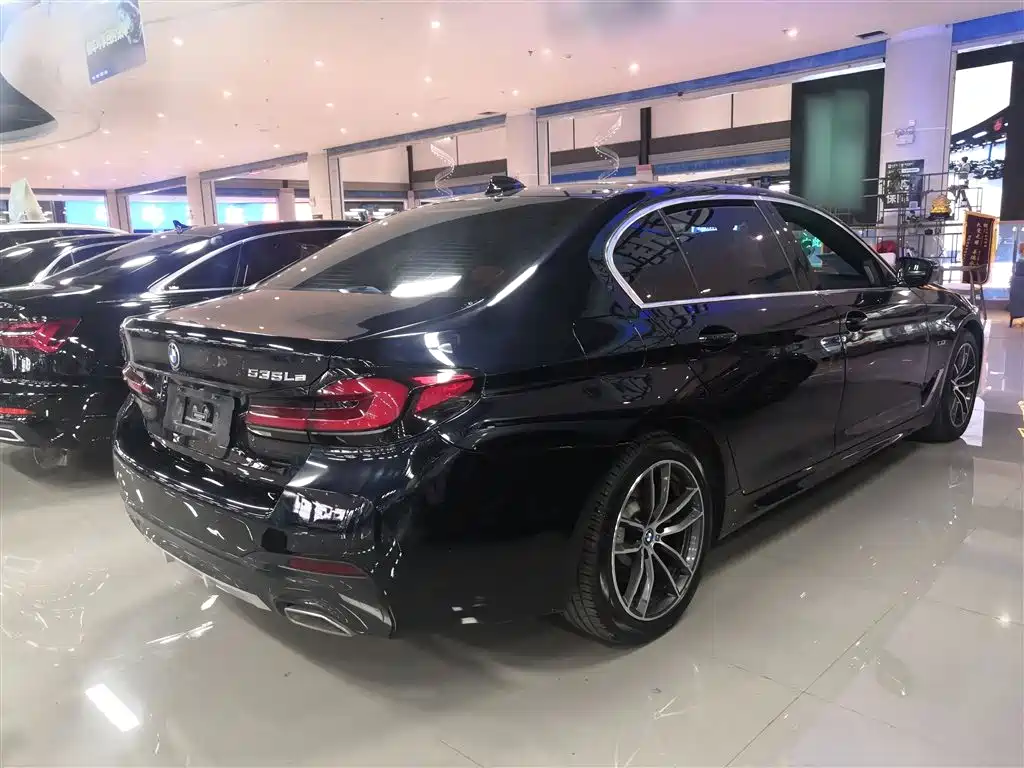 BMW 5 Series New Energy 2022 Facelift II 535Le Pioneer Edition M Sport Package фото 6