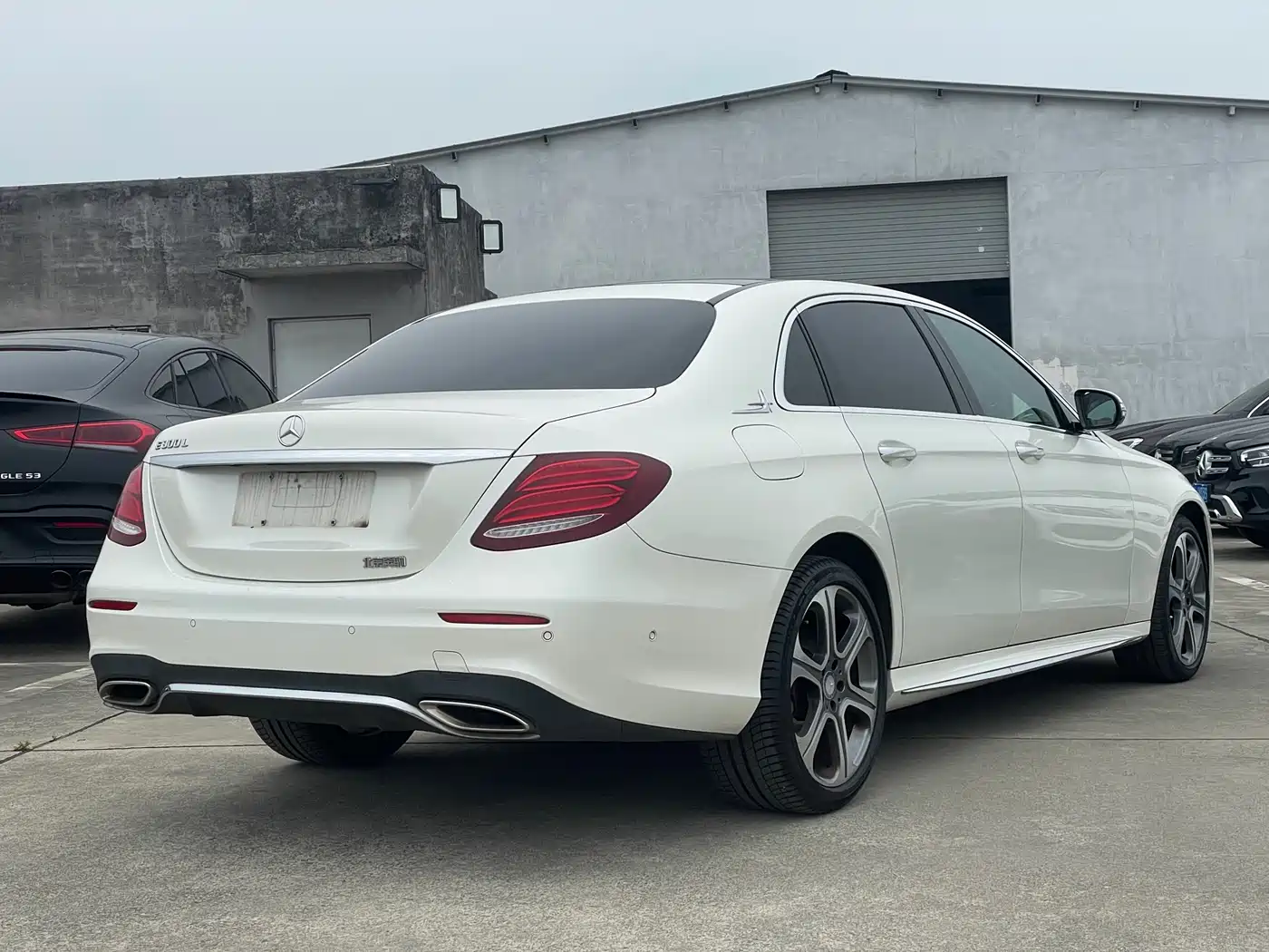 Mercedes-Benz E-Class 2016 E 300 L Sport Luxury фото 7