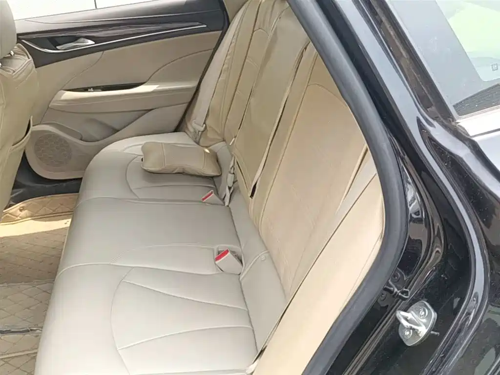 Buick LaCrosse 2016 Facelift 20T Leading фото 17