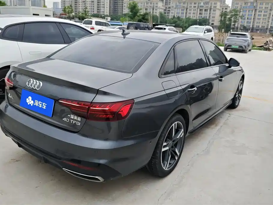 Audi A4L 2022 40 TFSI Luxury Dynamic фото 3