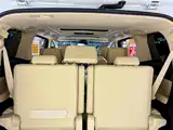 Фото 9 - Toyota Vellfire