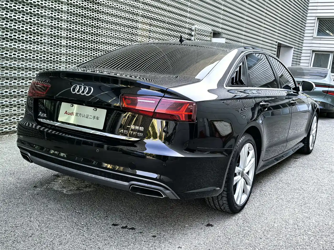 Audi A6L 2018 30th Anniversary 45 TFSI quattro Sport фото 5