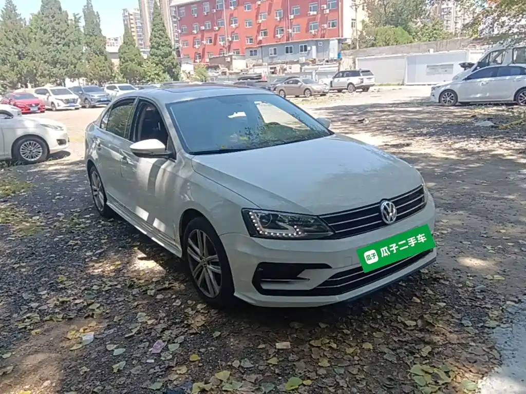 Volkswagen Sagitar 2018 280TSI DSG Spark Edition фото 7