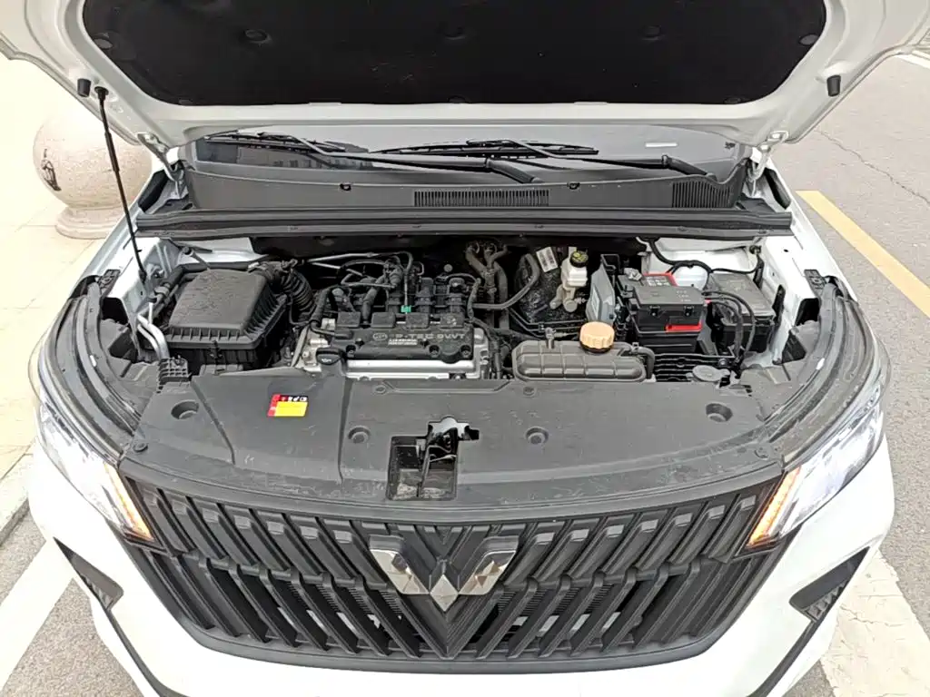 Wuling Motors Wuling Jiachen 2025 2022 1.5L Manual Joy Elite