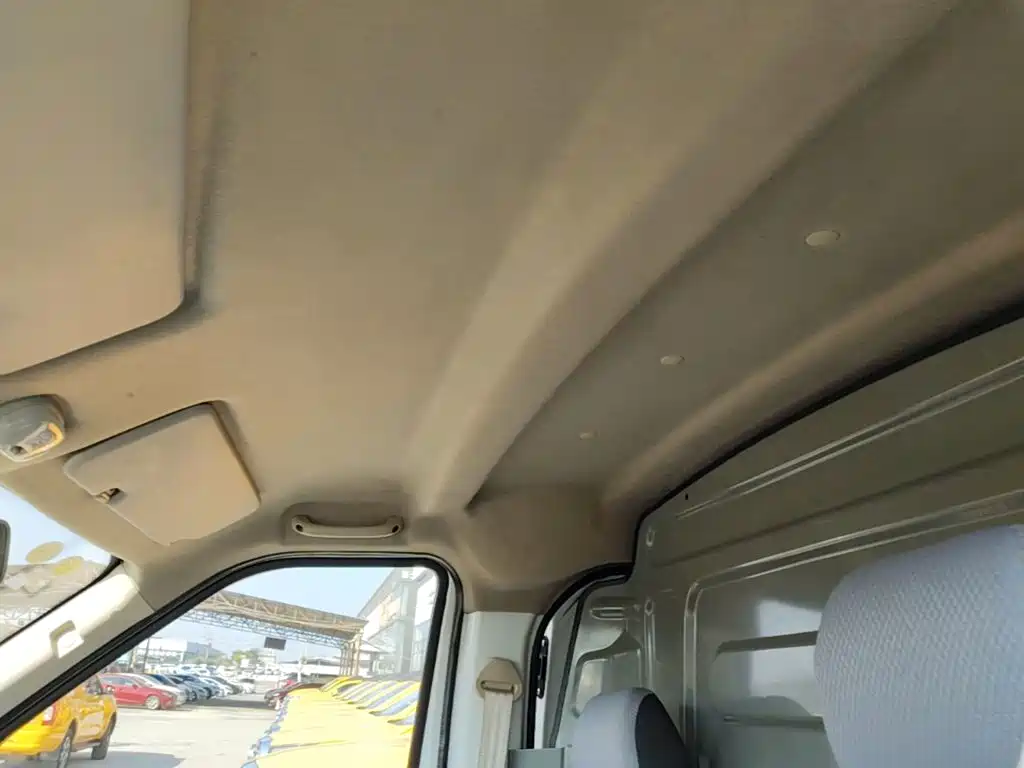 Changan Kaicheng Changan Ruixing EM60 2024 2022 Pure Electric Van 4498mm Length Flat Roof Tailgate 2-Seater 60kW 41.86kWh