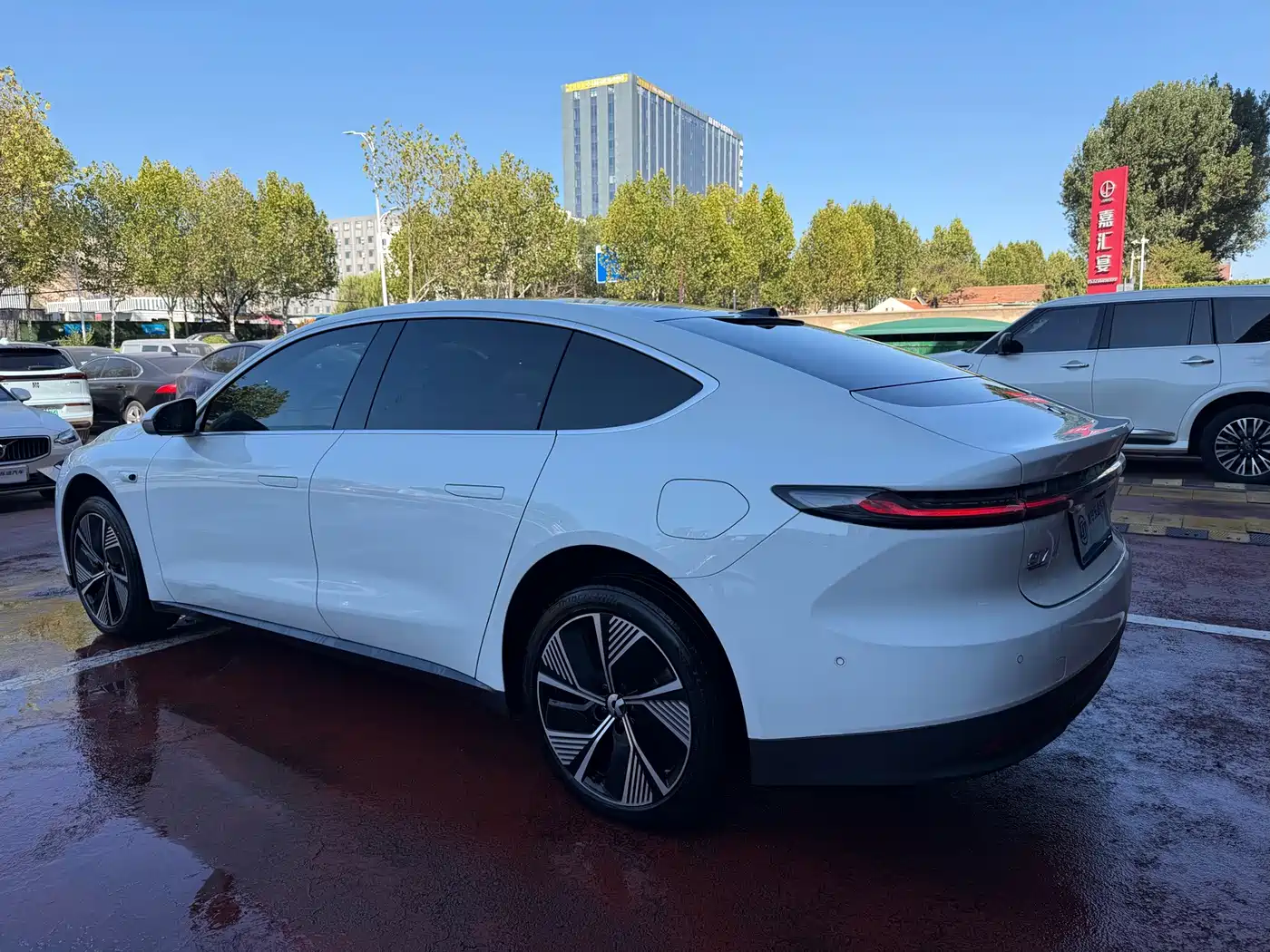NIO ET7 2024 2024 75kWh Executive Edition