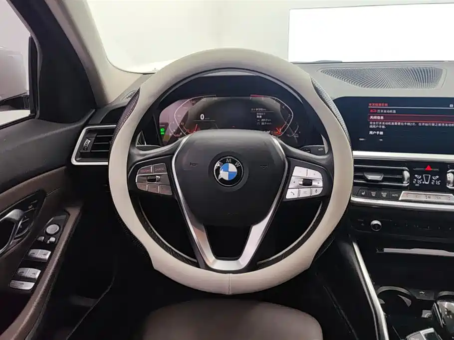 BMW 3 Series 2021 320i Sport Package фото 15