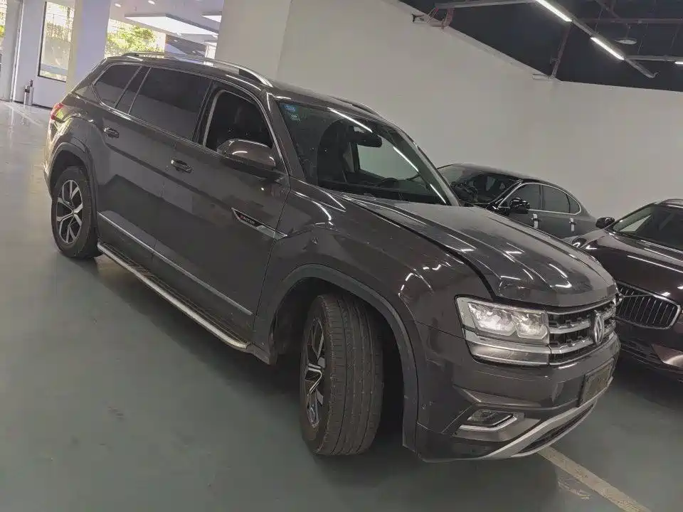 Volkswagen Teramont 2017 380TSI 4WD Luxury Edition фото 3