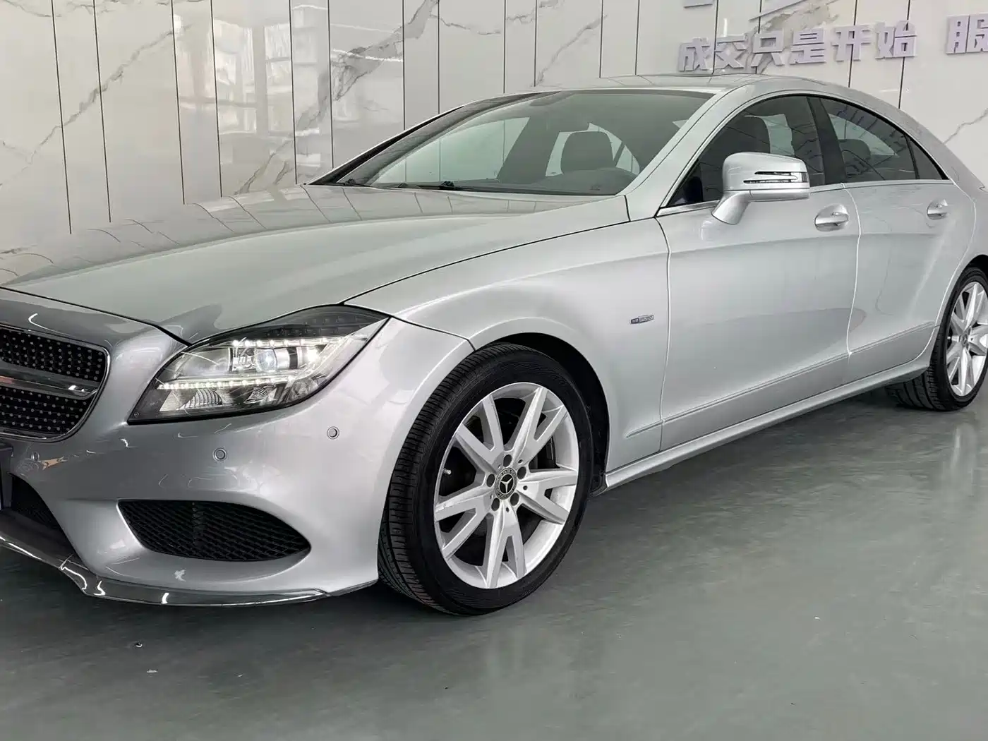 Mercedes-Benz CLS 2012 CLS 300 CGI фото 2