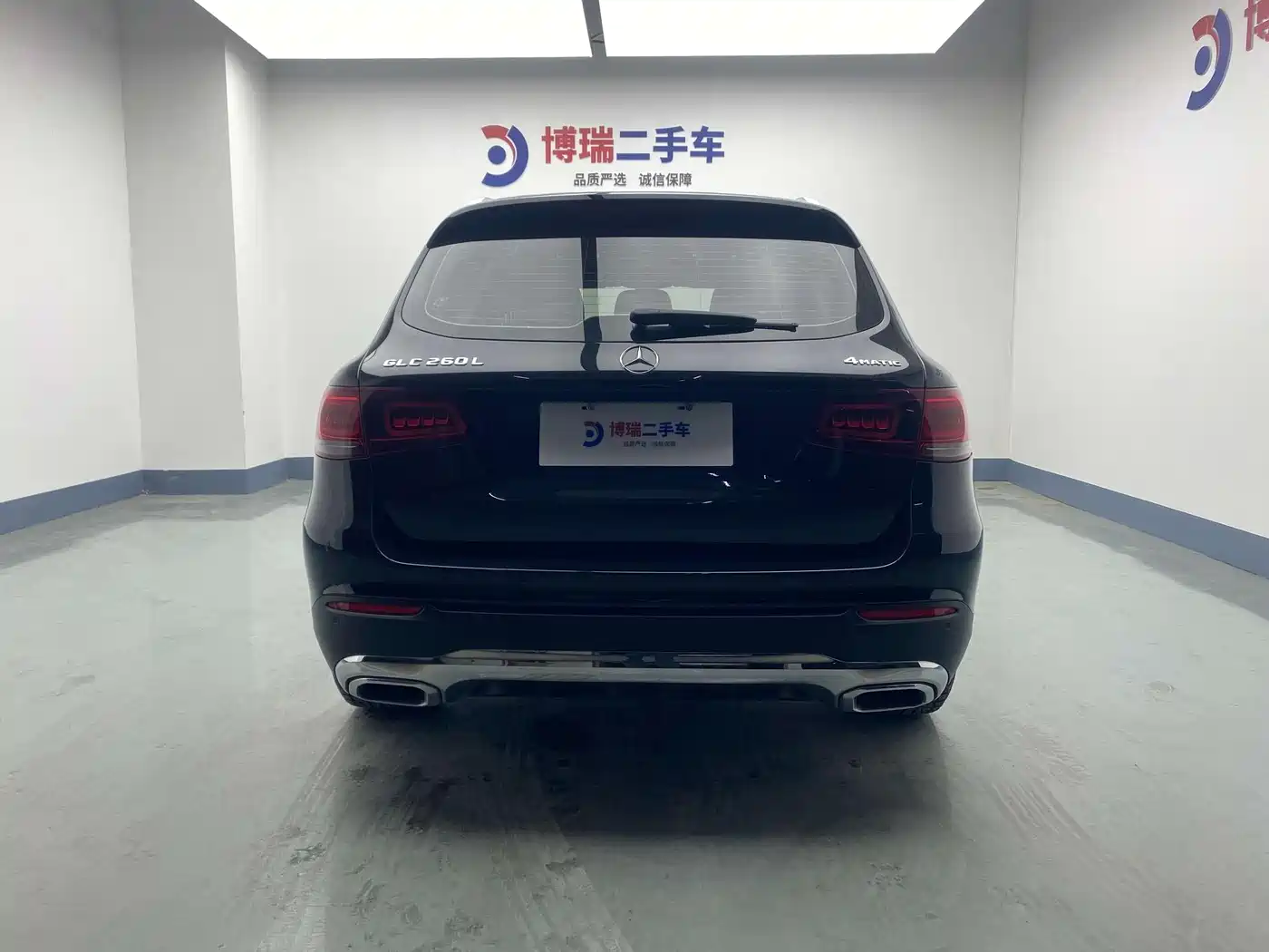 Mercedes-Benz GLC 2021 GLC 260 L 4MATIC Sporty фото 6