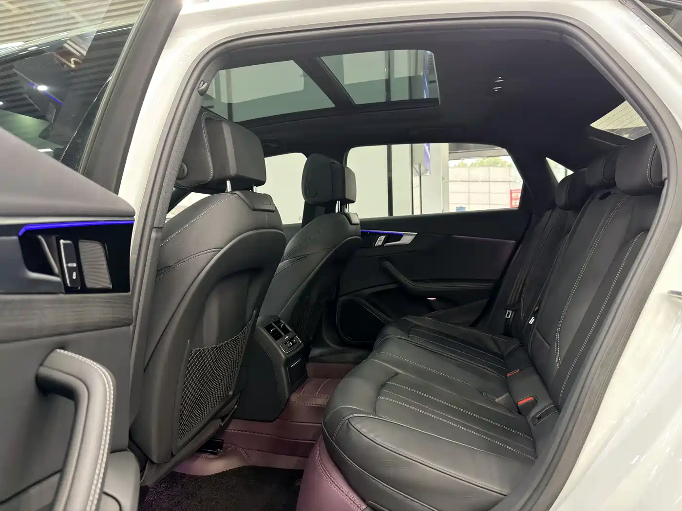 Audi A4L 2024 40 TFSI Luxury Dynamic фото 9