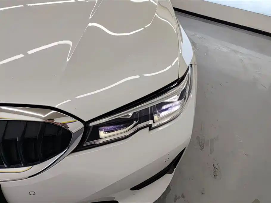 BMW 3 Series 2021 320i Sport Package фото 5
