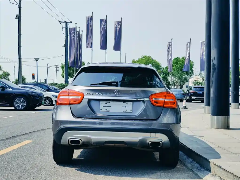 Mercedes-Benz GLA (Import) 2015 GLA 200 фото 5