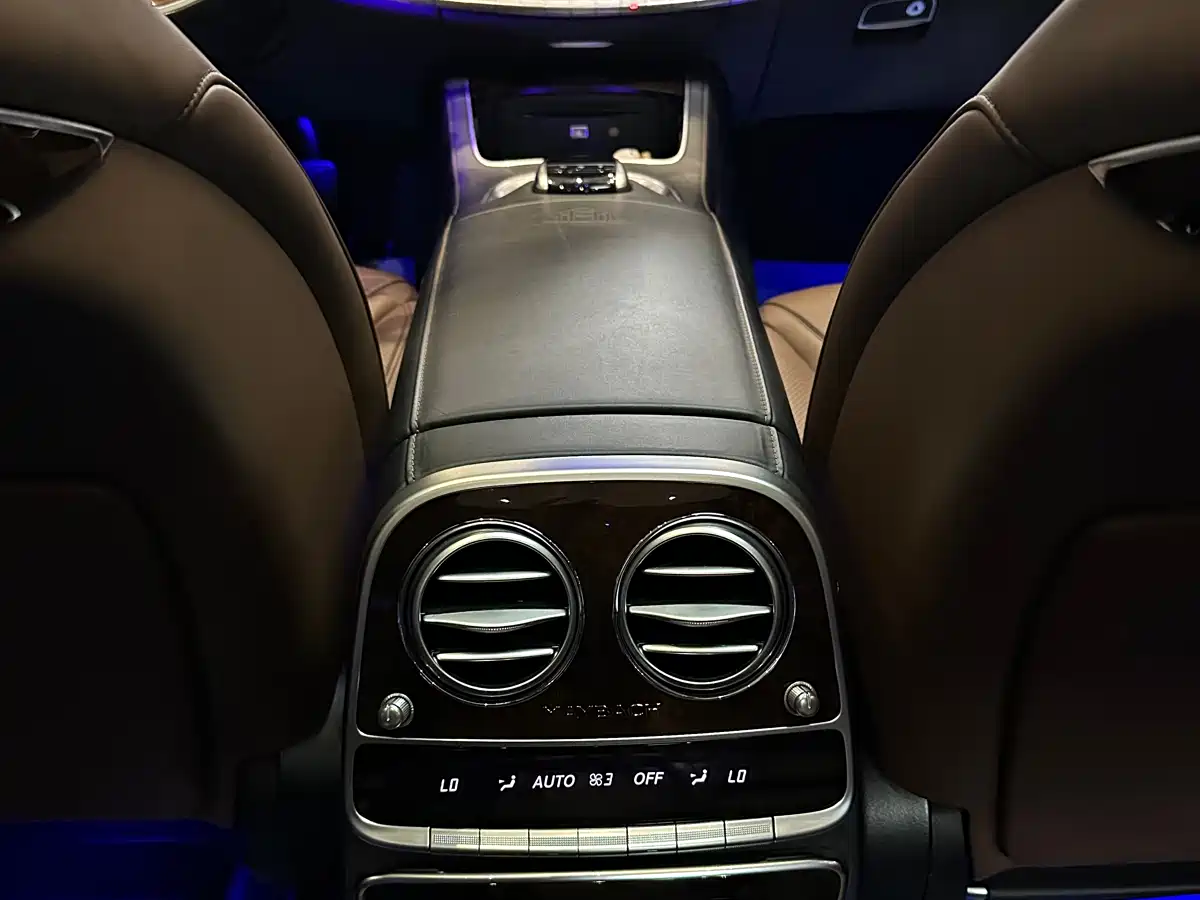Mercedes-Benz Maybach S-Class 2017 S 400 4MATIC фото 12