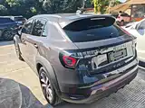 Photo 5 - Lynk & Co 02