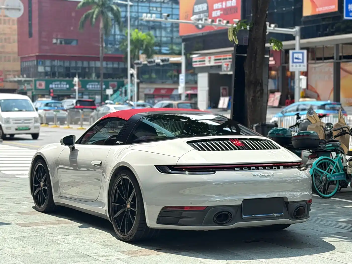 Porsche 911 2023 Targa 4 3.0T фото 4