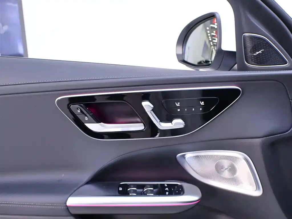 Mercedes-Benz C-Class 2026 C 260 L Sport фото 17