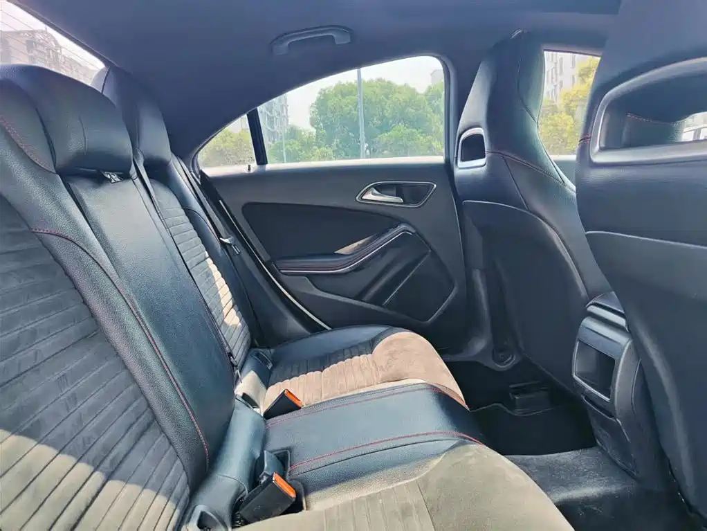 Mercedes-Benz CLA (Import) 2015 CLA 220 4MATIC фото 16