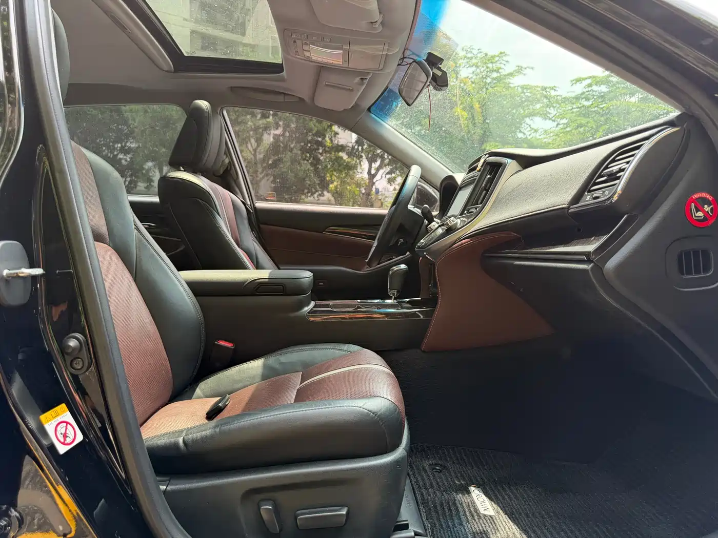 Toyota Crown 2017 2.0T Sport Edition фото 8