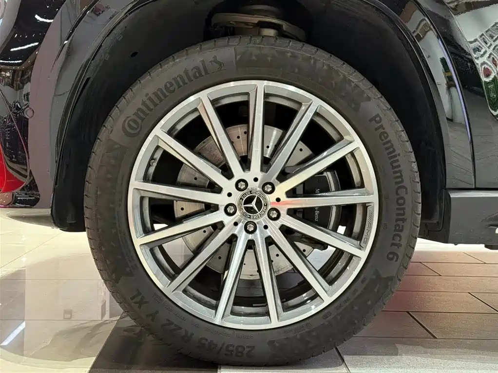 Mercedes-Benz GLS 2024 Model GLS 450 4MATIC Luxury фото 8