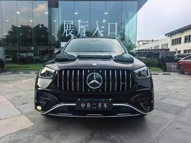 Mercedes-Benz GLE AMG 2025 Facelift AMG GLE 53 4MATIC+ — фото 2