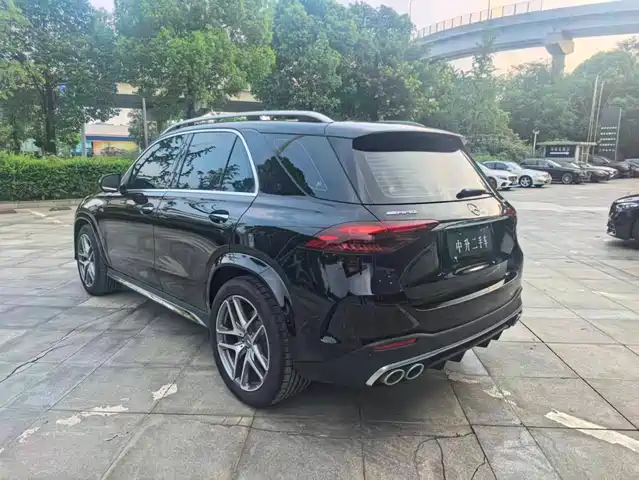 Mercedes-Benz GLE AMG 2025 Facelift AMG GLE 53 4MATIC+ — фото 5