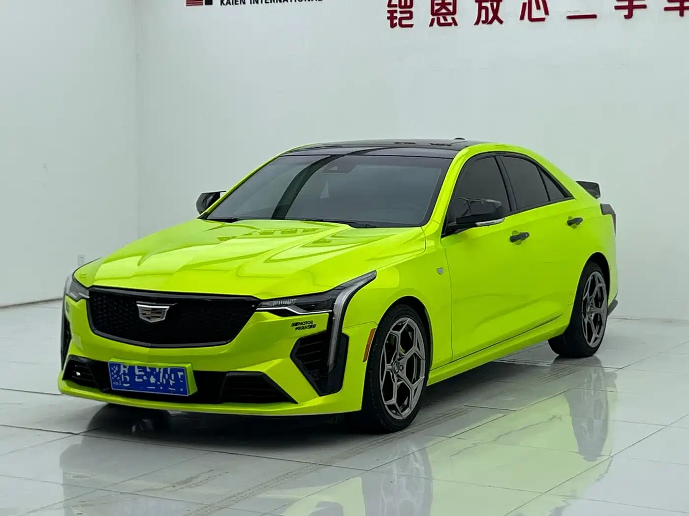 CADILLAC CT4