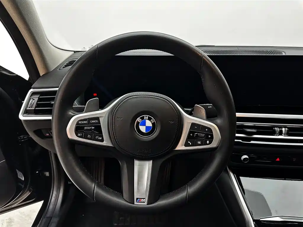 BMW 3 Series 2023 320Li M Sport Package фото 11