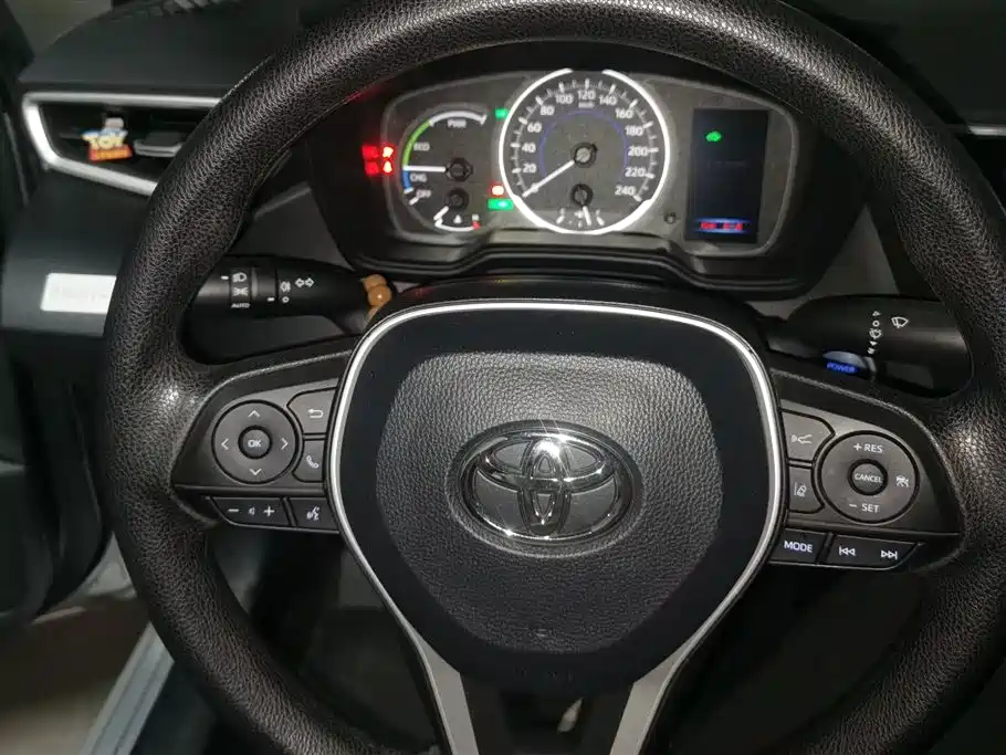 Toyota Levin 2021 Dual Engine 1.8H E-CVT Luxury Edition фото 15