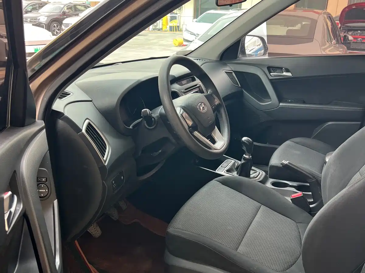 Hyundai Beijing Hyundai ix25 2015 1.6L Manual 2WD Fashion GS фото 4