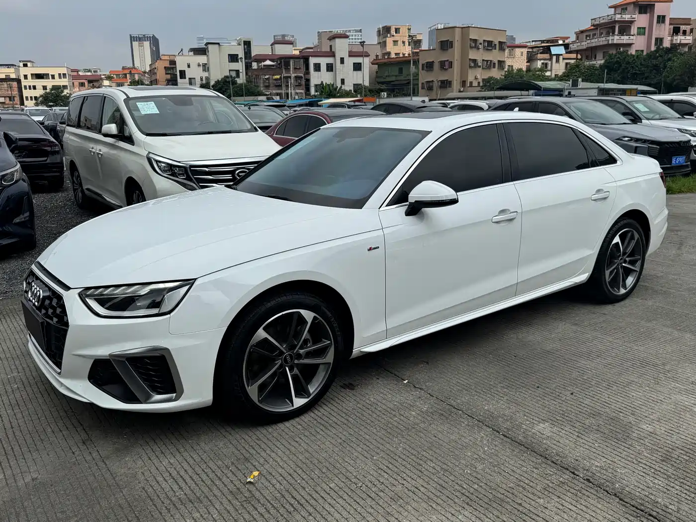 Audi A4L 2022 40 TFSI Luxury Dynamic фото 2