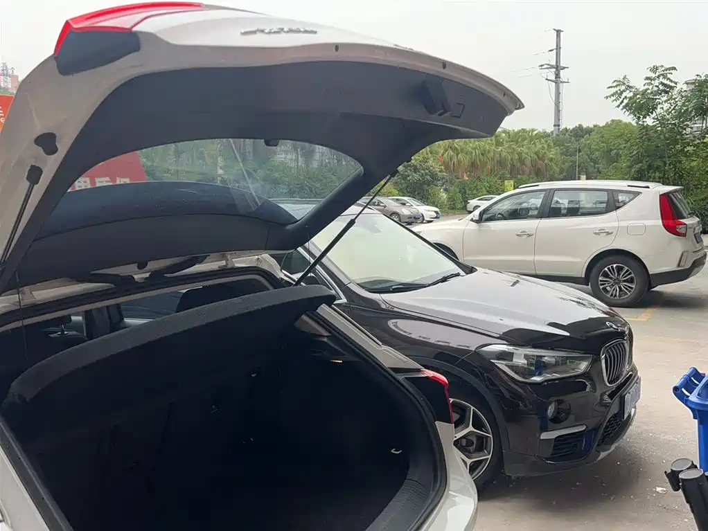 Volkswagen T-ROC 2022 280TSI DSG 2WD Elite PLUS фото 14