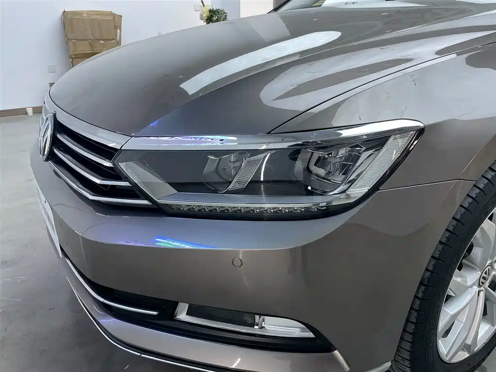 Volkswagen Magotan 2018 330TSI DSG Luxury фото 27
