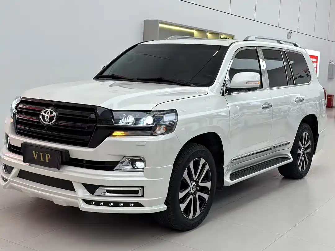 Toyota Land Cruiser (Import)