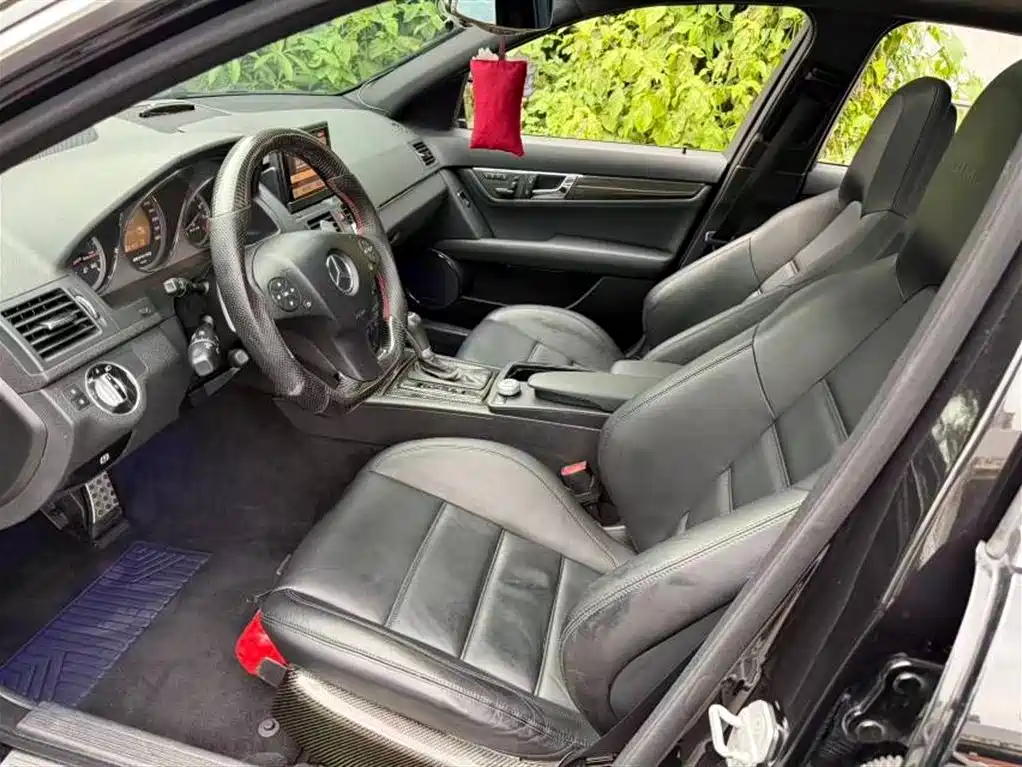 Mercedes-Benz C-Class AMG 2009 AMG C 63 Dynamic фото 5