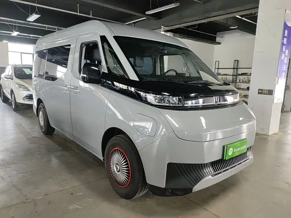 Yuan Cheng Farizon Super VAN 2025 2025 Journey Edition Action Pack 68kWh