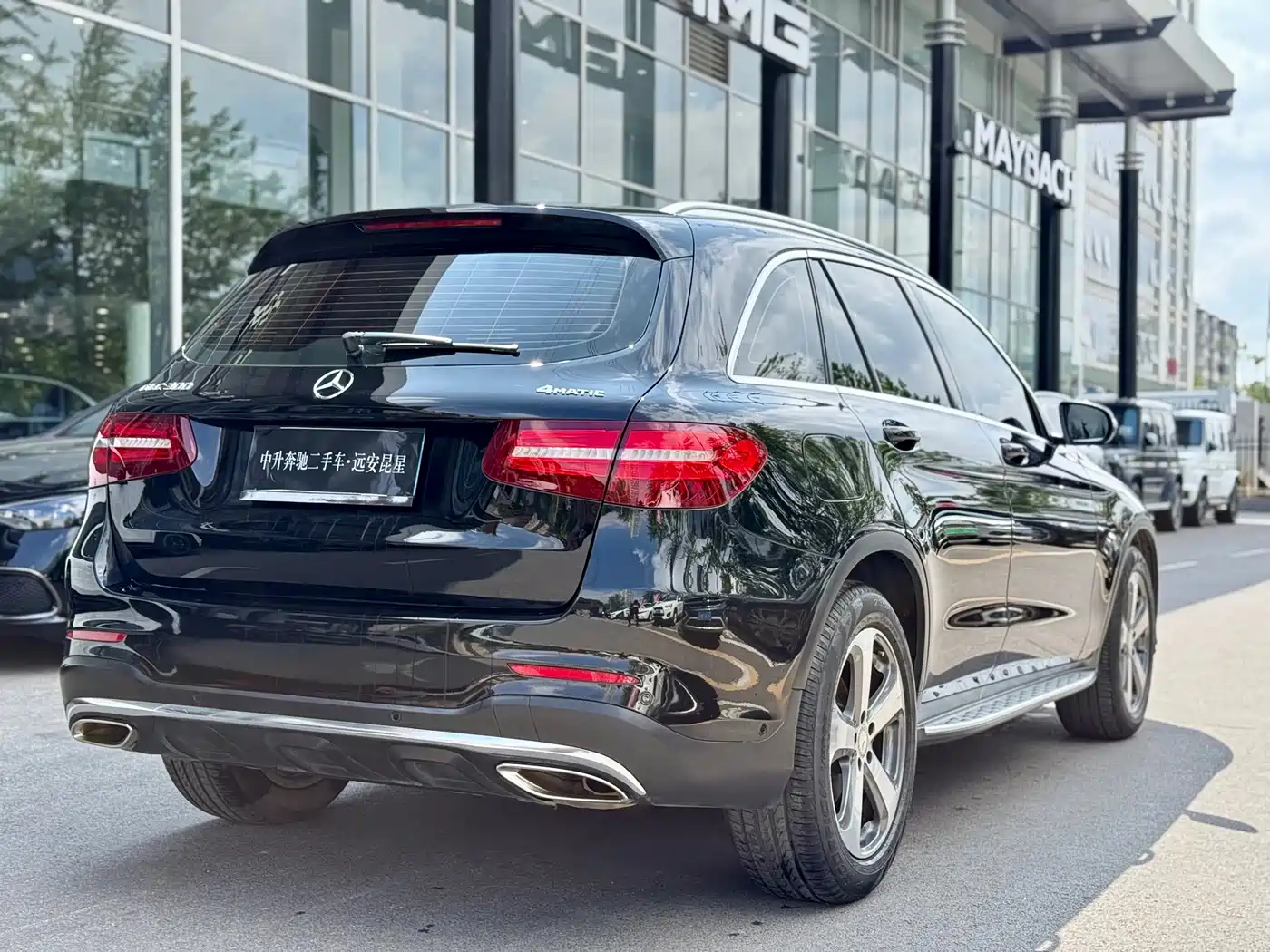 Mercedes-Benz GLC 2017 GLC 300 4MATIC Dynamic фото 5