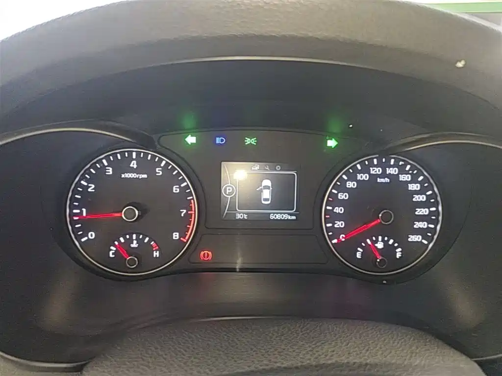 Kia K5 2016 1.6T Automatic LUX фото 12