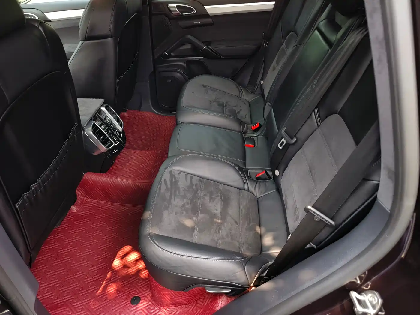 Porsche Cayenne 2015 Cayenne GTS 3.6T фото 14
