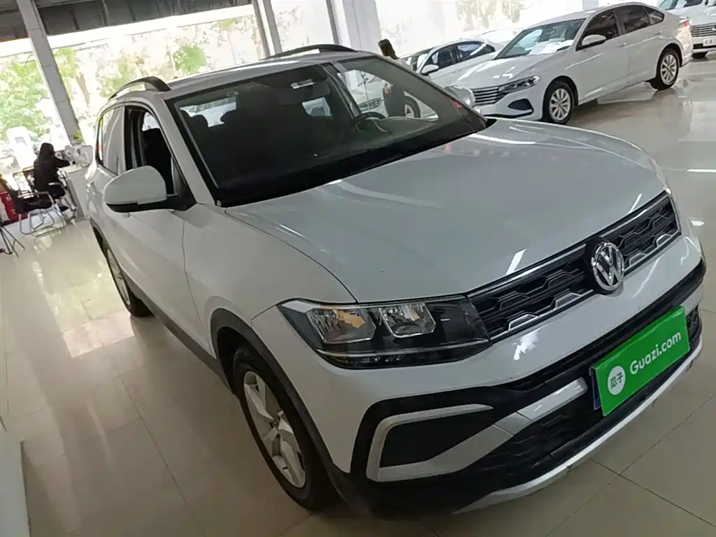 VOLKSWAGEN TU KAI