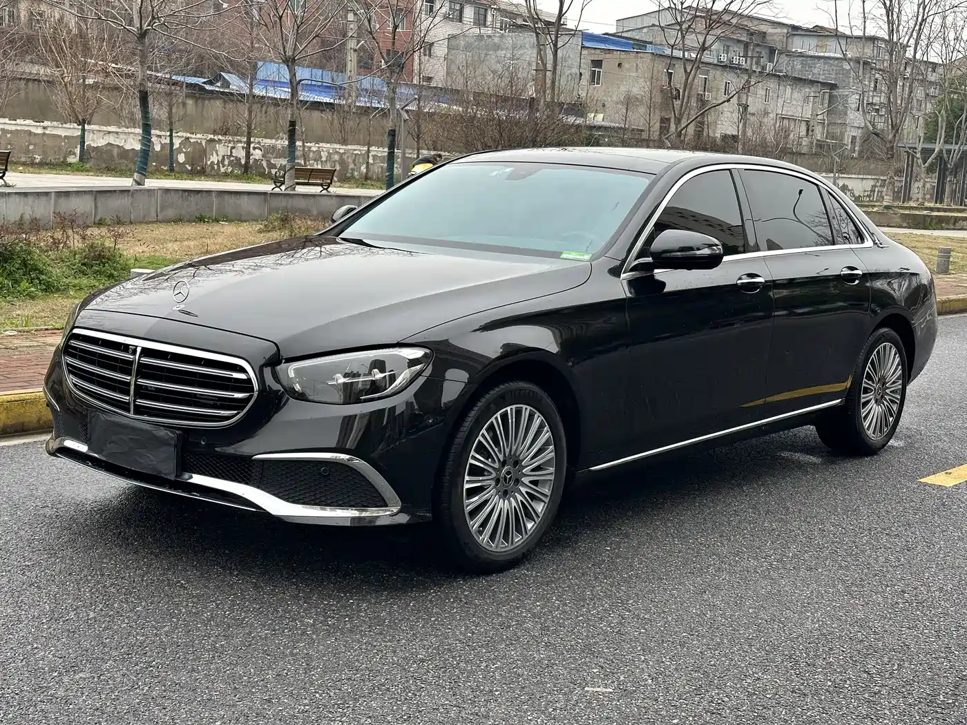  E CLASS