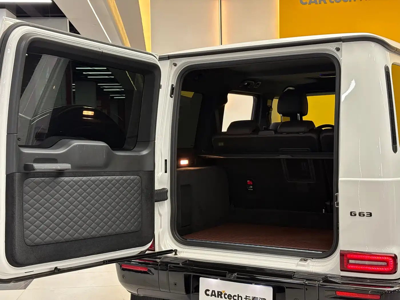 Mercedes-Benz G-Class AMG 2025 AMG G 63 фото 26