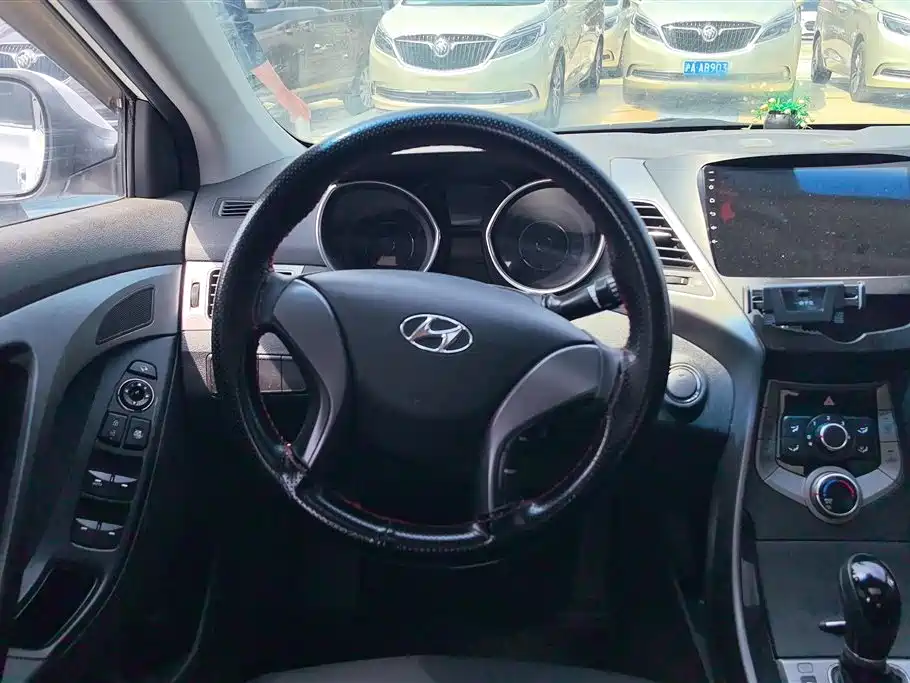 HYUNDAI LANGDONG