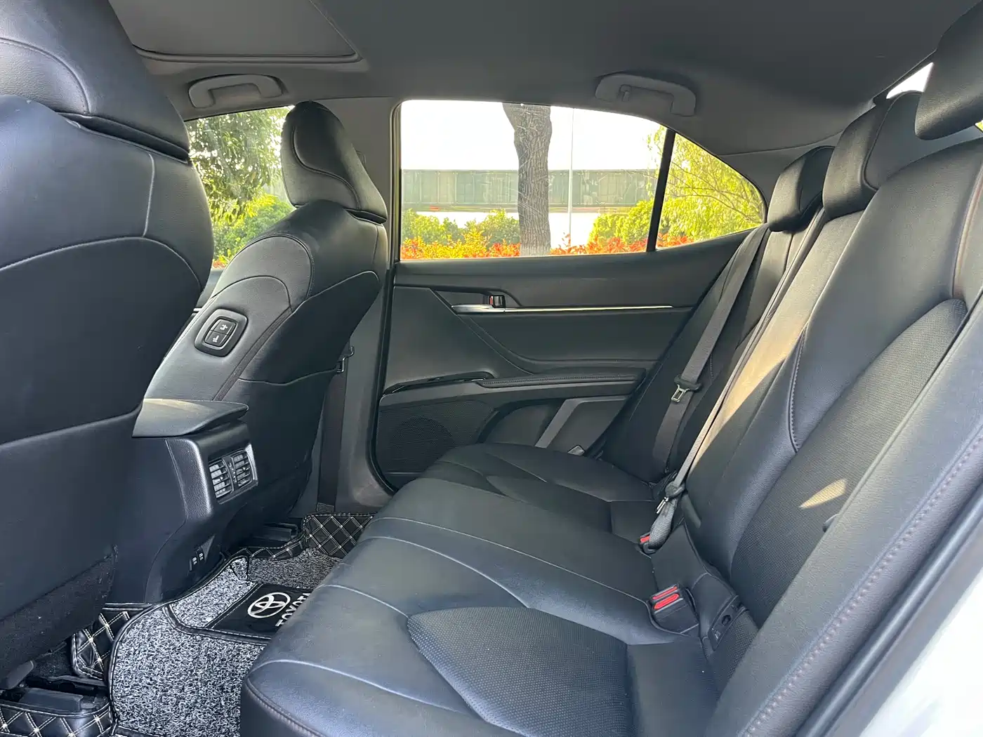 Toyota Camry 2019 2.0G Luxury (China V) фото 8