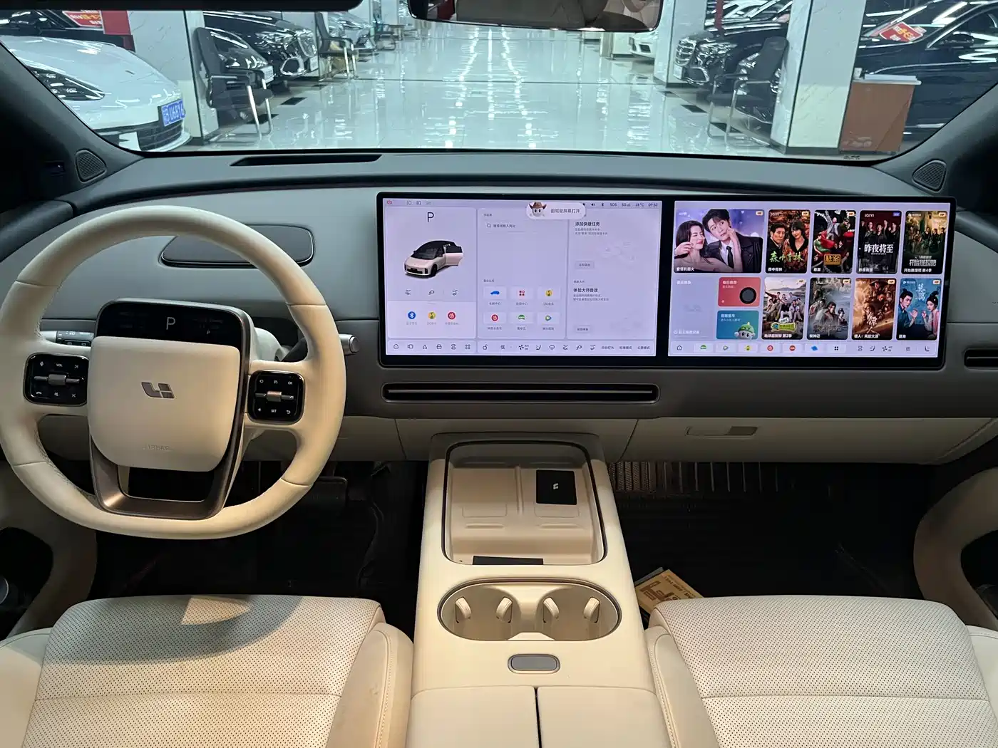 Li Auto i6 2026 2025 2WD Base Model