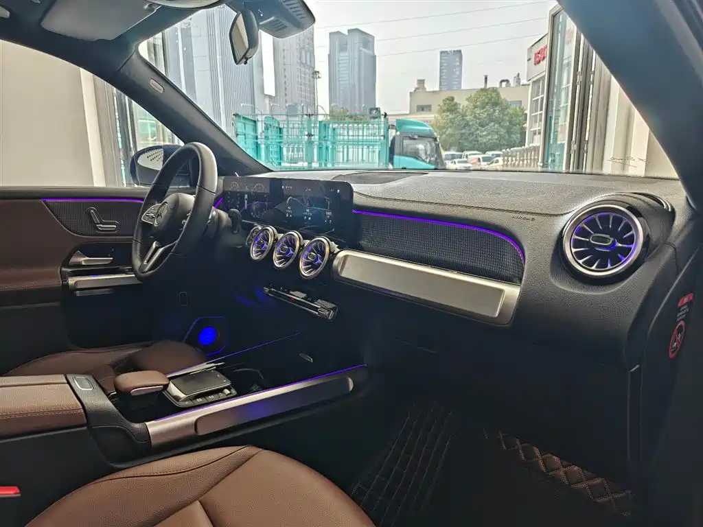 Mercedes-Benz GLB 2023 GLB 220 Dynamic фото 12